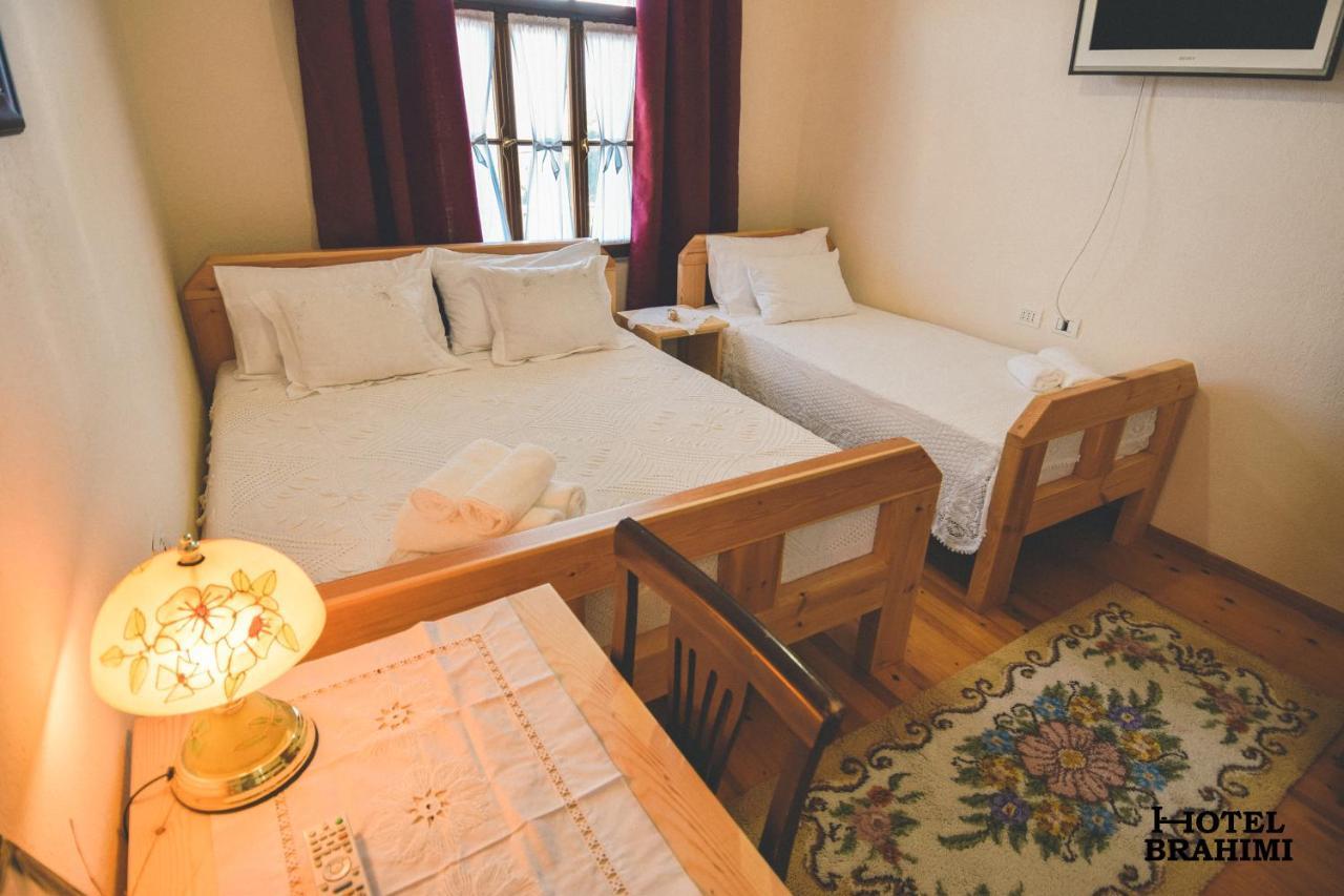 Hotel Brahimi Gjirokastër Buitenkant foto